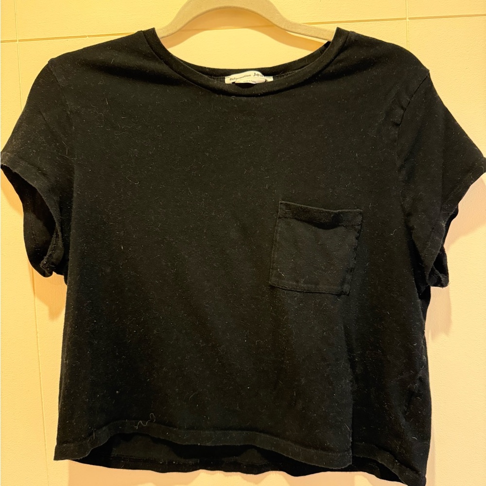 Reformation Boxy Black Cropped Pocket Tee